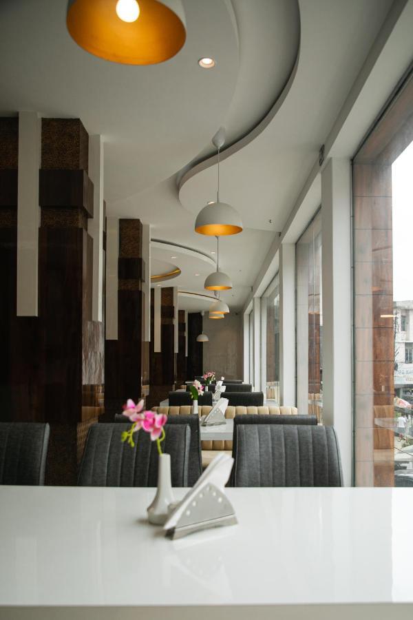 Crescent International Kohima Exteriér fotografie
